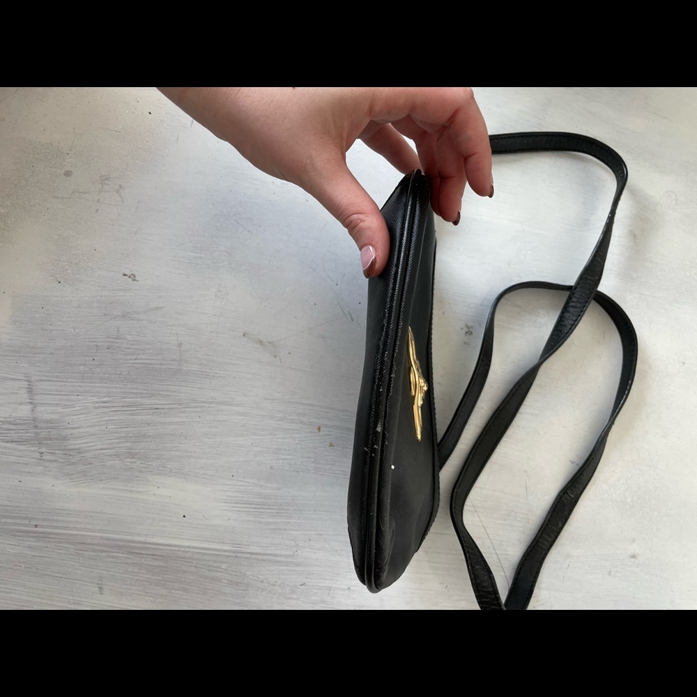 ❌SOLD❌Vivienne Westwood Orb Logo Crossbody Bag Black Leather - Picture 5 of 13